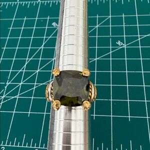 3/$20 Elegant Gold and Silvertone Ring with Green Colored Faux Gemstone Sz 7.5